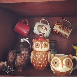 Owl cookie jar w/ matching mug